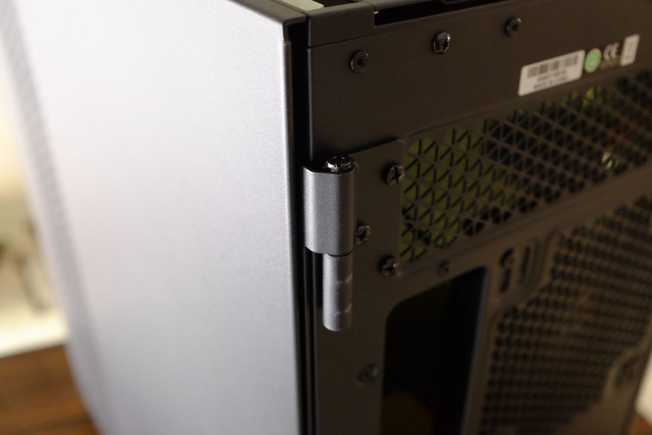 Corsair 7000D Airflow Tower Gaming Case - Đánh Giá Nhanh