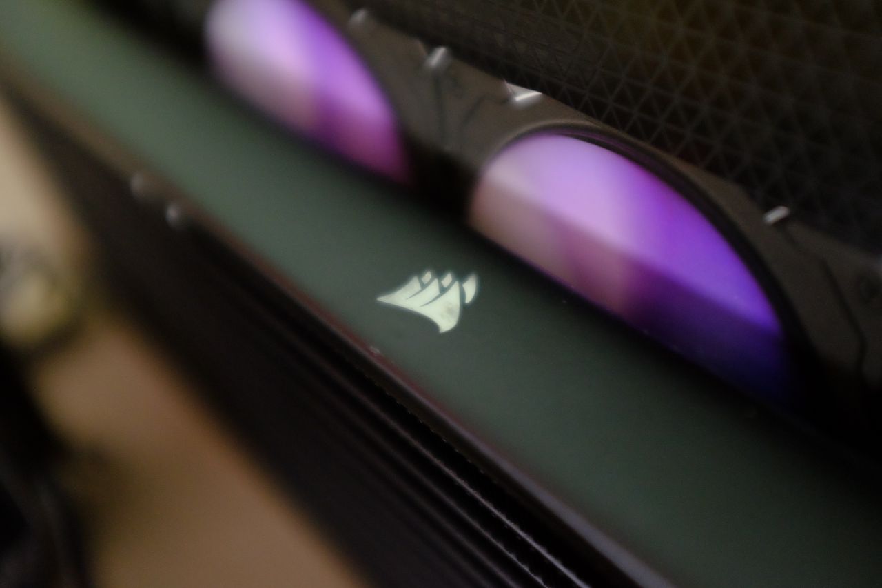 Corsair iCUE H170i Elite Capellix - Đánh Giá Nhanh