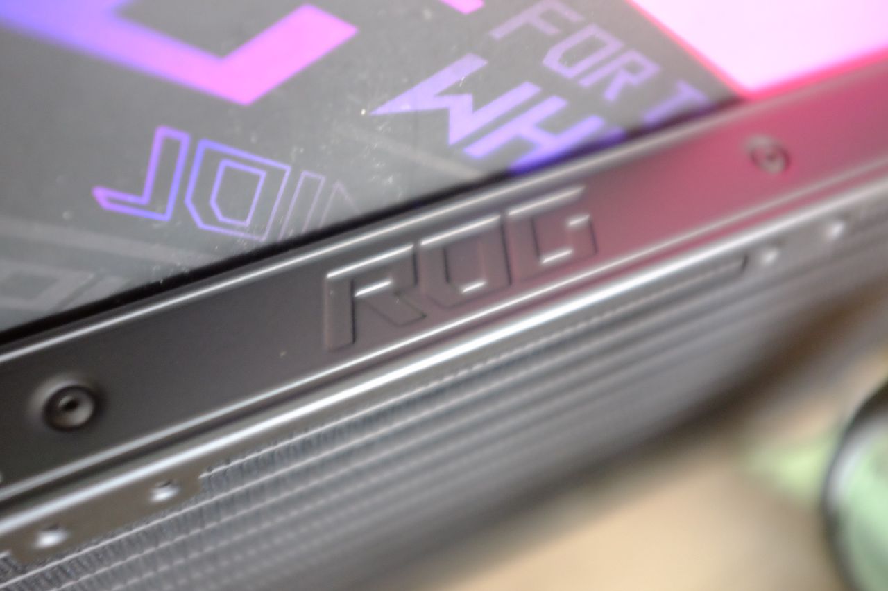 ASUS ROG Strix LCII 360 - Đánh Giá Nhanh