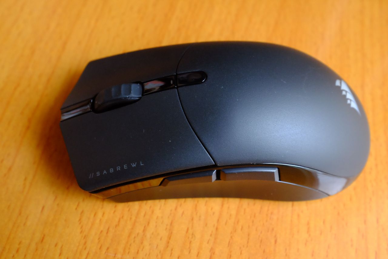 Corsair Sabre PRO Wireless Champion Series - Đánh Giá Gaming Gear