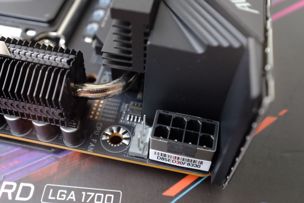 Z690I AORUS Ultra DDR4 - Đánh Giá Nhanh