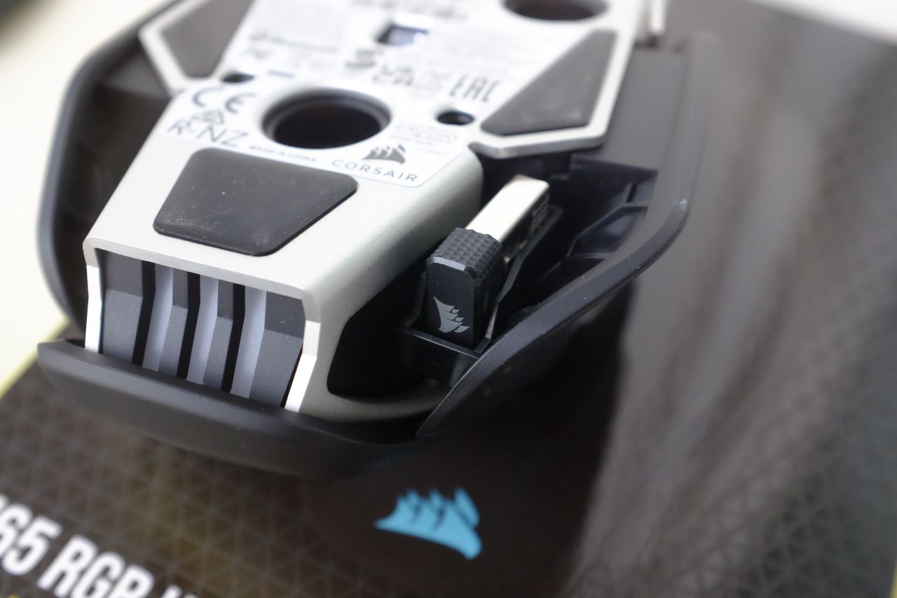 Corsair M65 RGB Ultra Wireless - Đánh Giá Gaming Gear