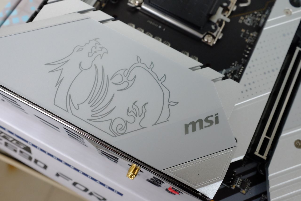 MSI MPG Z690 Force Wifi - Đánh Giá Nhanh