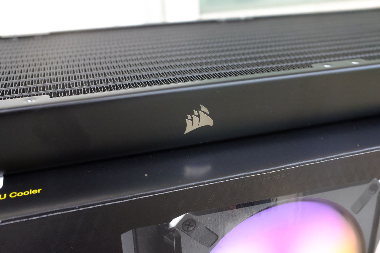 Corsair H170i Elite LCD Display - Đánh Giá Nhanh