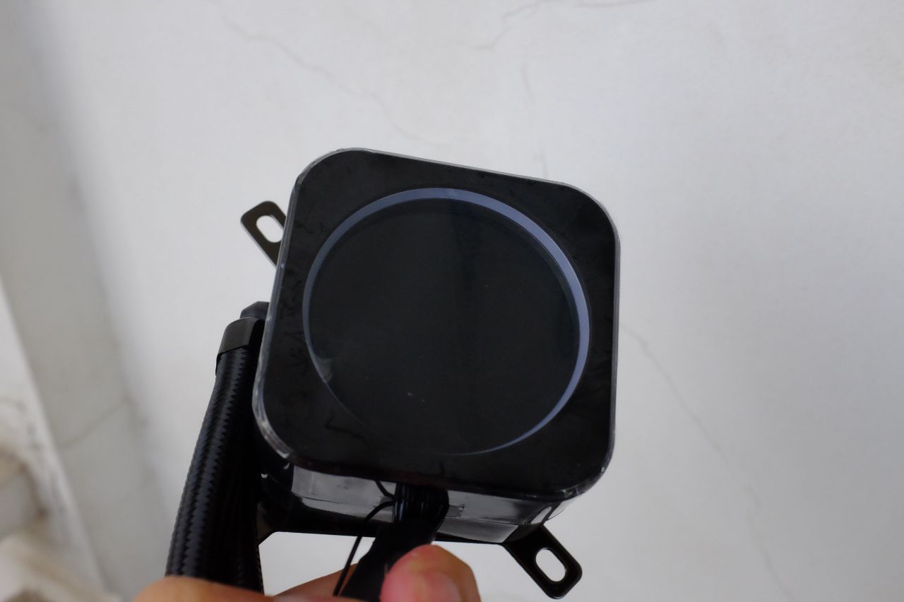 Corsair H170i Elite LCD Display - Đánh Giá Nhanh