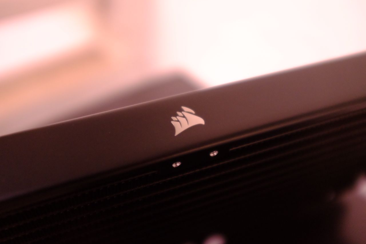 Corsair H100i ELITE LCD Display - Đánh Giá Nhanh