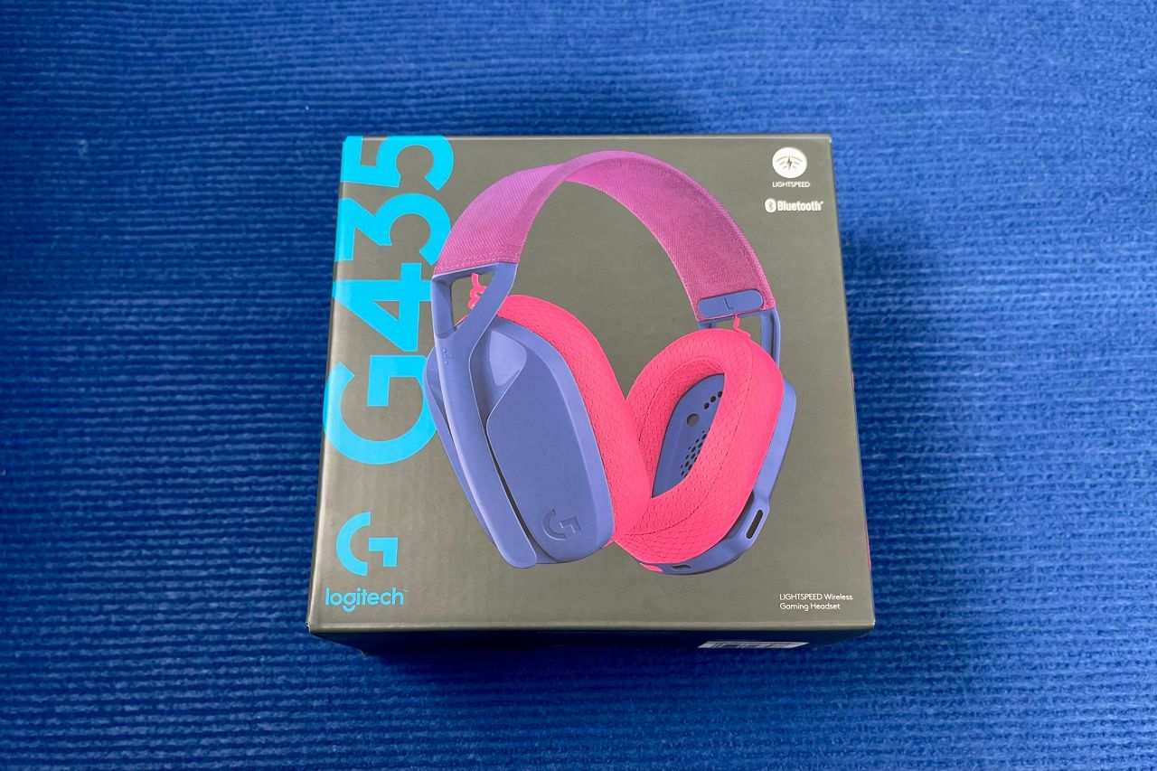 Tai nghe chơi game không dây Logitech G435, siêu nhẹ, tươi trẻ - Tin Gaming Gear