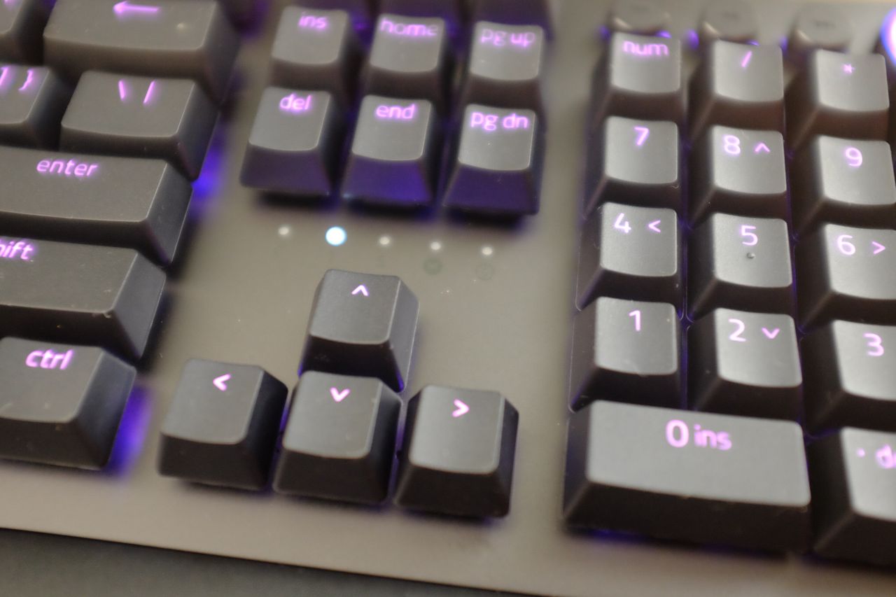 Razer Huntsman V2 Optical - Đánh Giá Gaming Gear