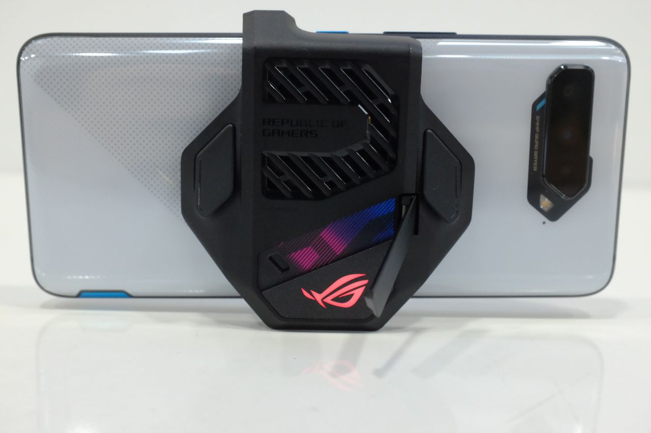 ASUS chính thức mở bán ROG Phone 5s tại Việt Nam - Tin Gaming Gear