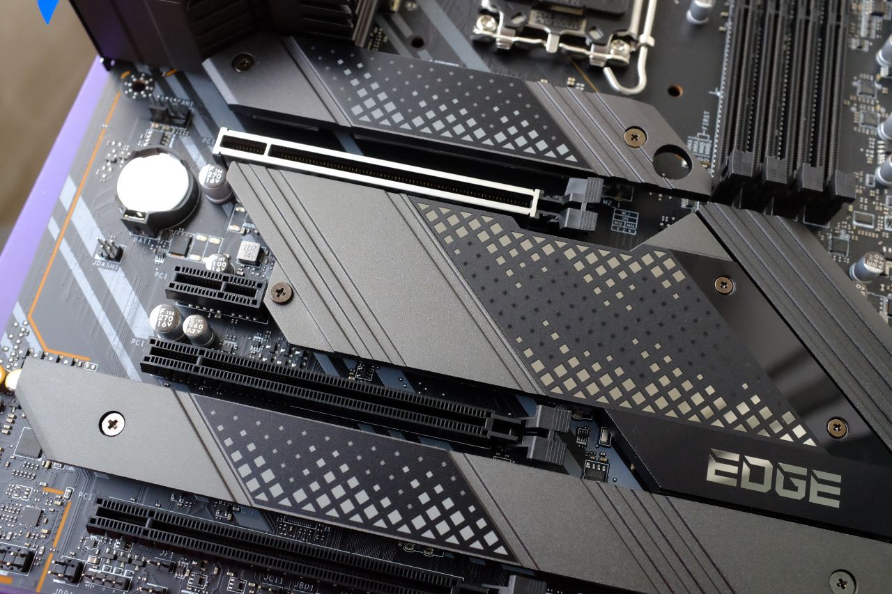 MSI MPG Z690 Edge Wifi DDR4 - Đánh Giá Nhanh