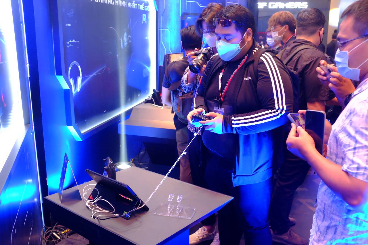 ASUS Việt Nam tổ chức sự kiện "The Rise of Gamers"- Sự kiện