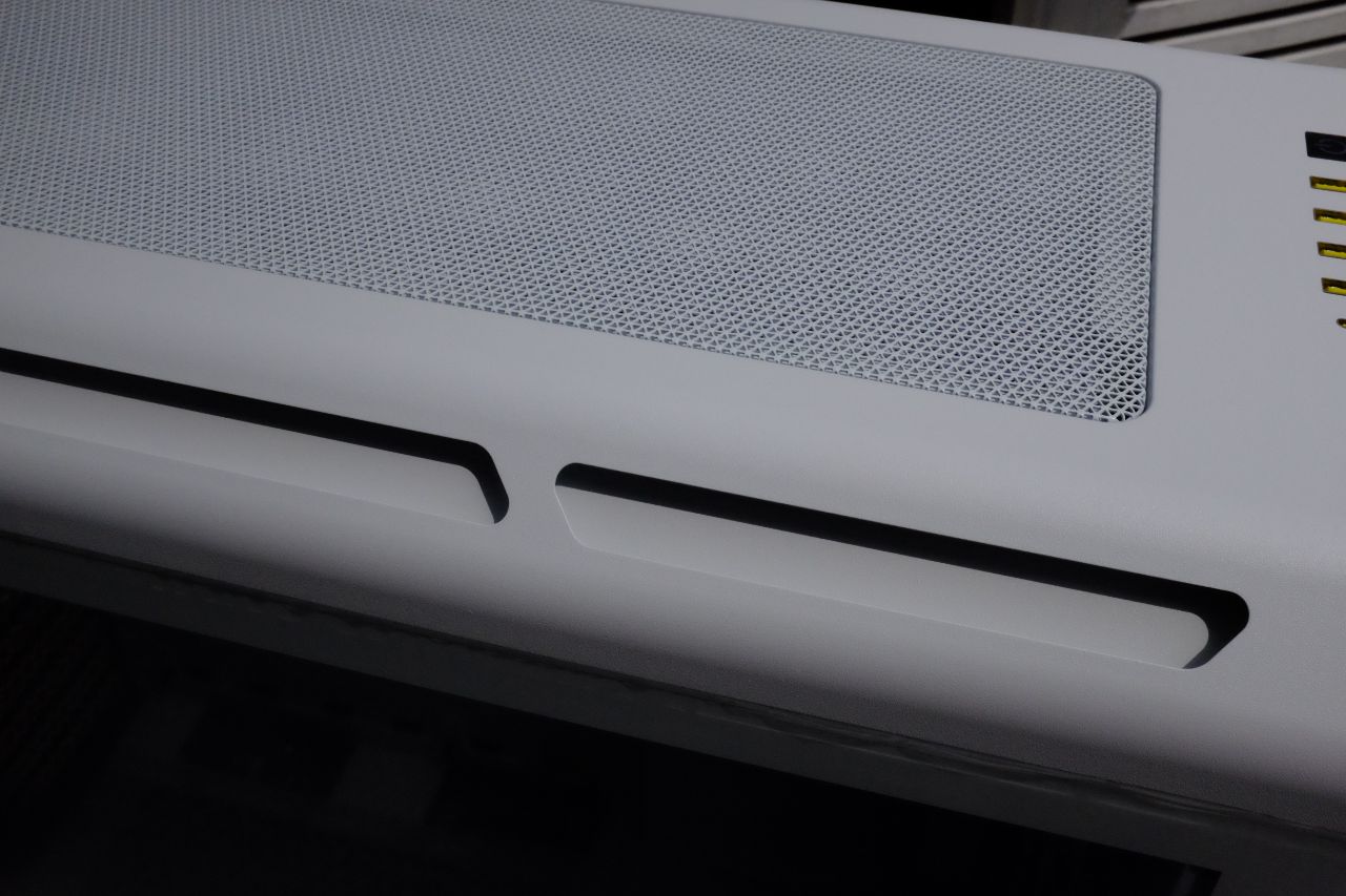 Corsair iCUE 5000T RGB White Edition - Đánh Giá Nhanh