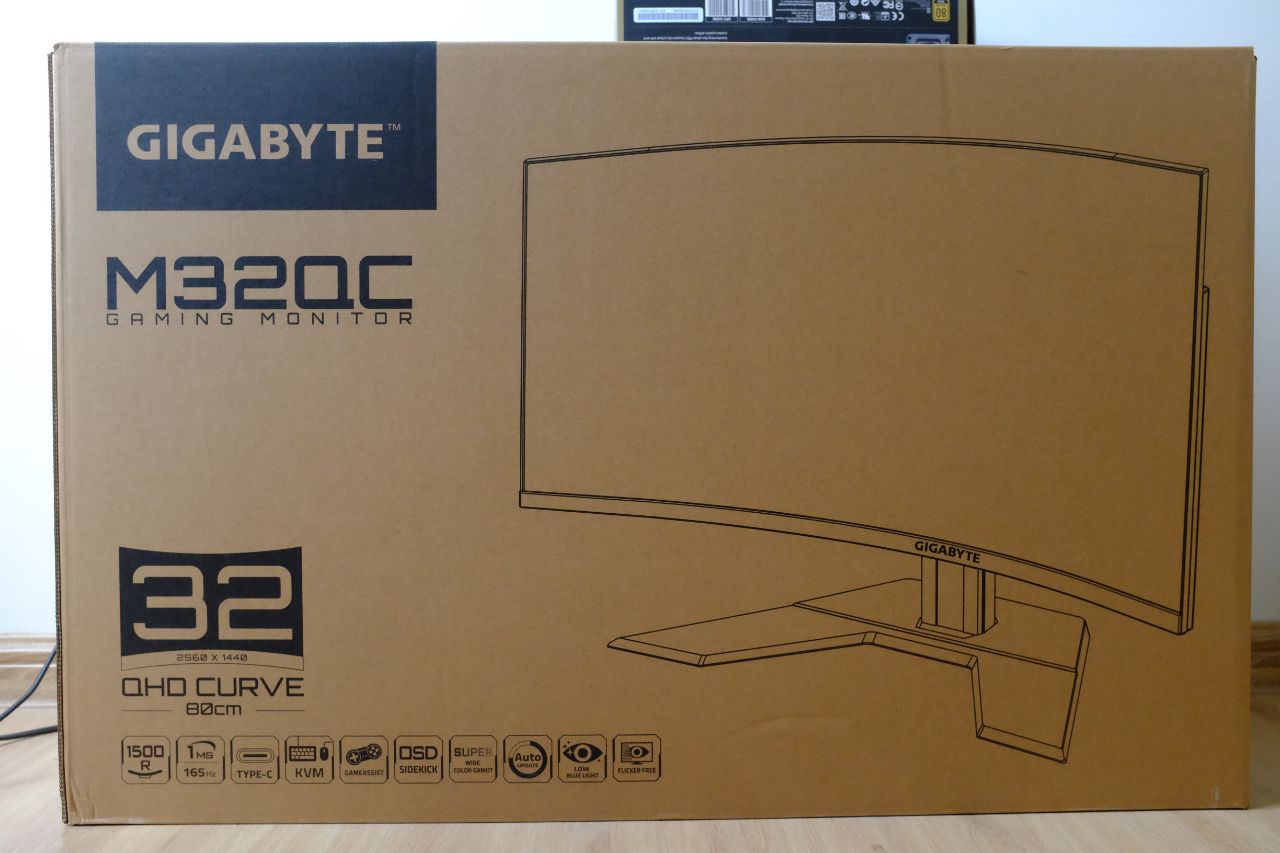 Gigabyte M32QC EK - Đánh Giá Gaming Gear