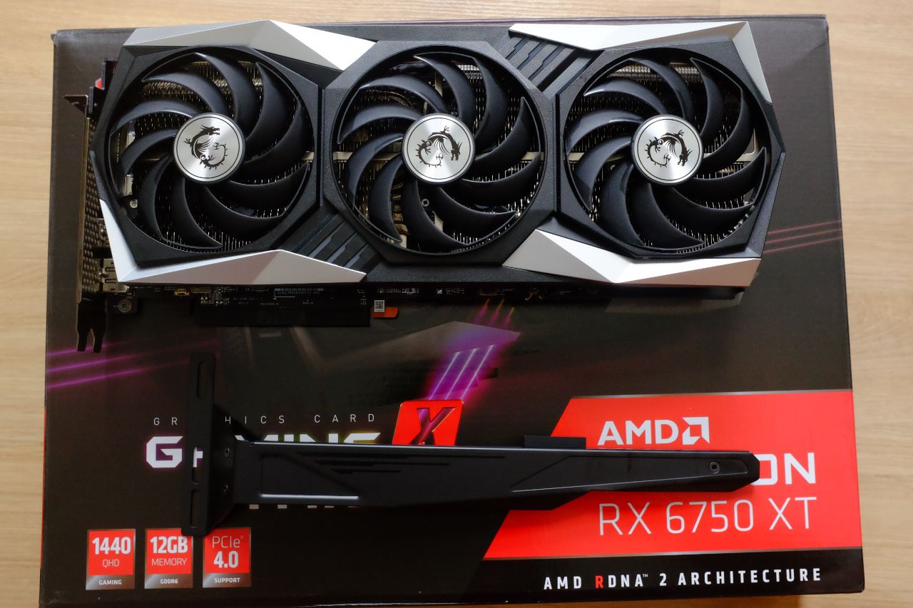 MSI RX 6750 XT Gaming X Trio - Đánh Giá Gaming Gear