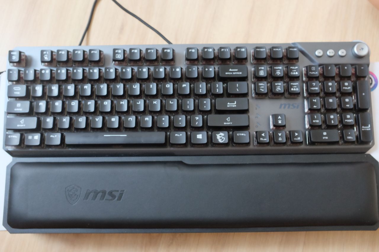 MSI Vigor GK71 Sonic - Đánh Giá Gaming Gear