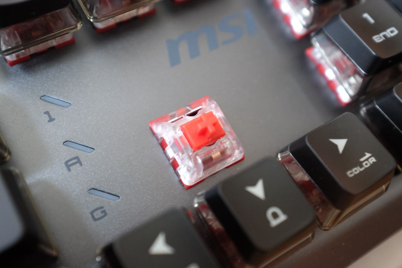 MSI Vigor GK71 Sonic - Đánh Giá Gaming Gear