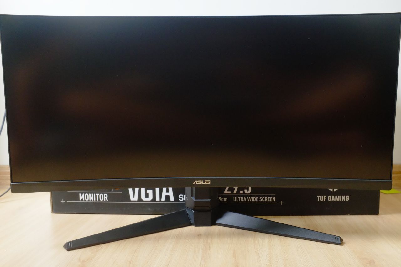 ASUS TUF Gaming VG30VQL1A - Đánh Giá Gaming Gear