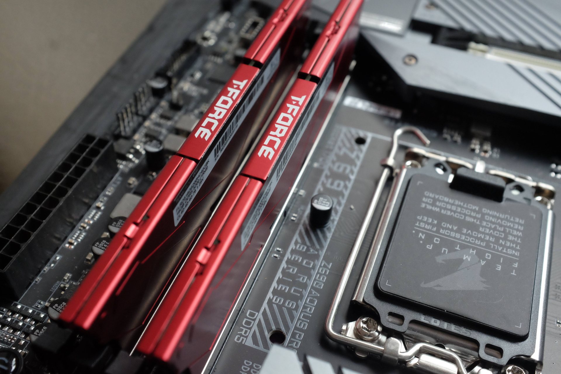 T-Force Vulcan DDR5 - Đánh Giá Nhanh