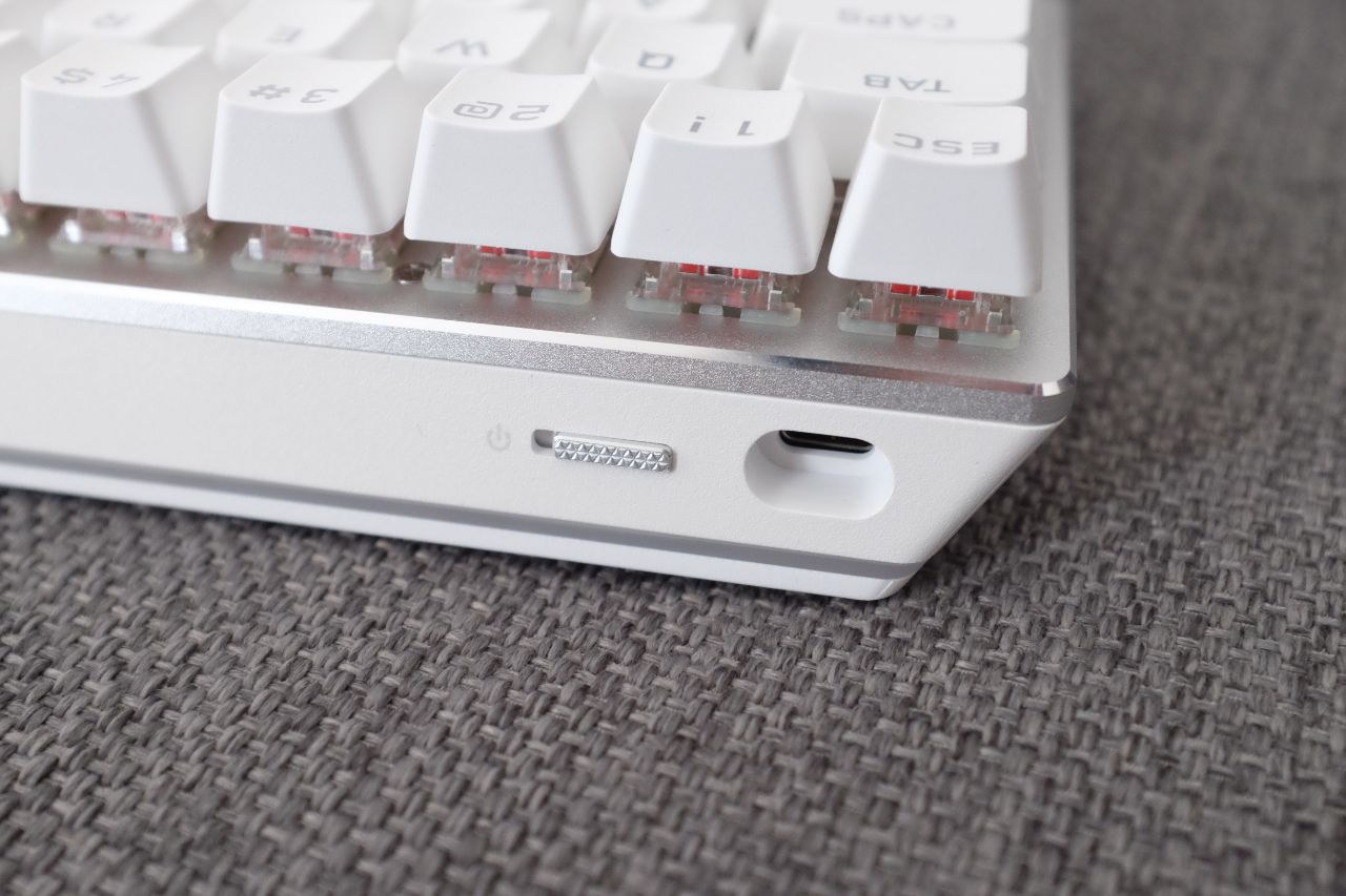 Corsair K70 PRO Mini Wireless - Đánh Giá Gaming Gear