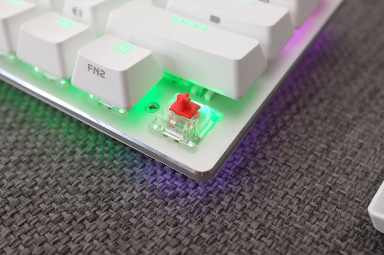 Corsair K70 PRO Mini Wireless - Đánh Giá Gaming Gear
