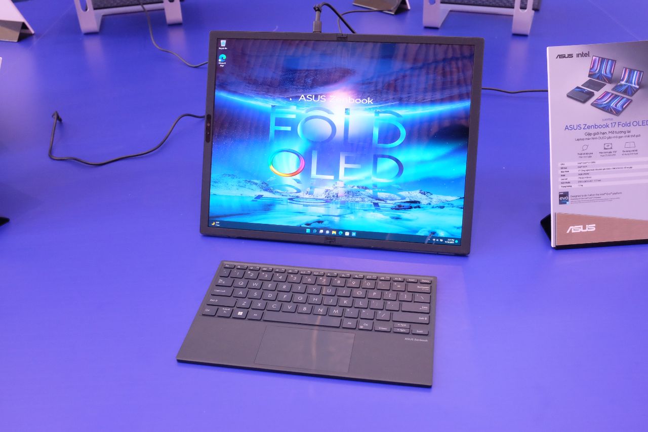 ASUS ra mắt Zenbook 17 Fold OLED - Sự kiện