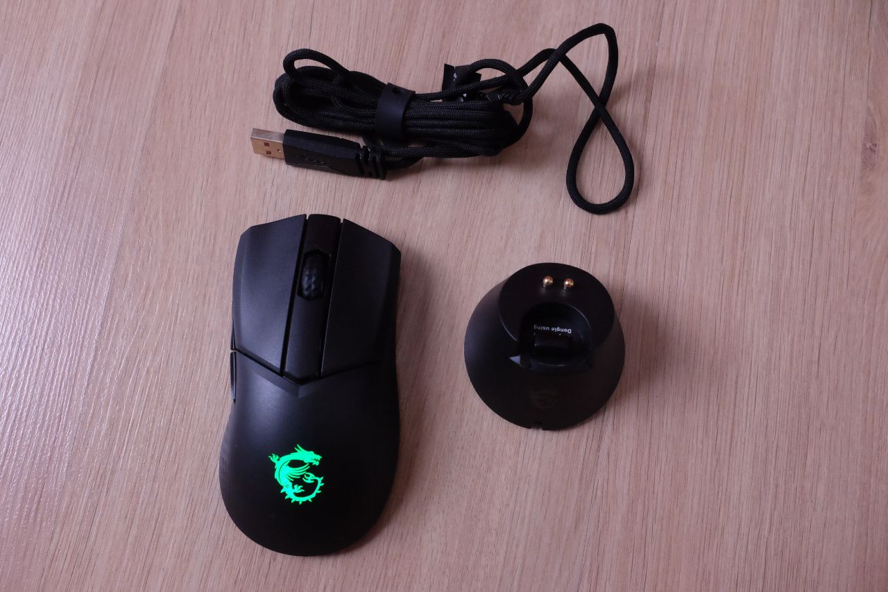MSI Clutch GM31 Lightweight và MSI Vigor GK50 Elite - Đánh Giá Gaming Gear