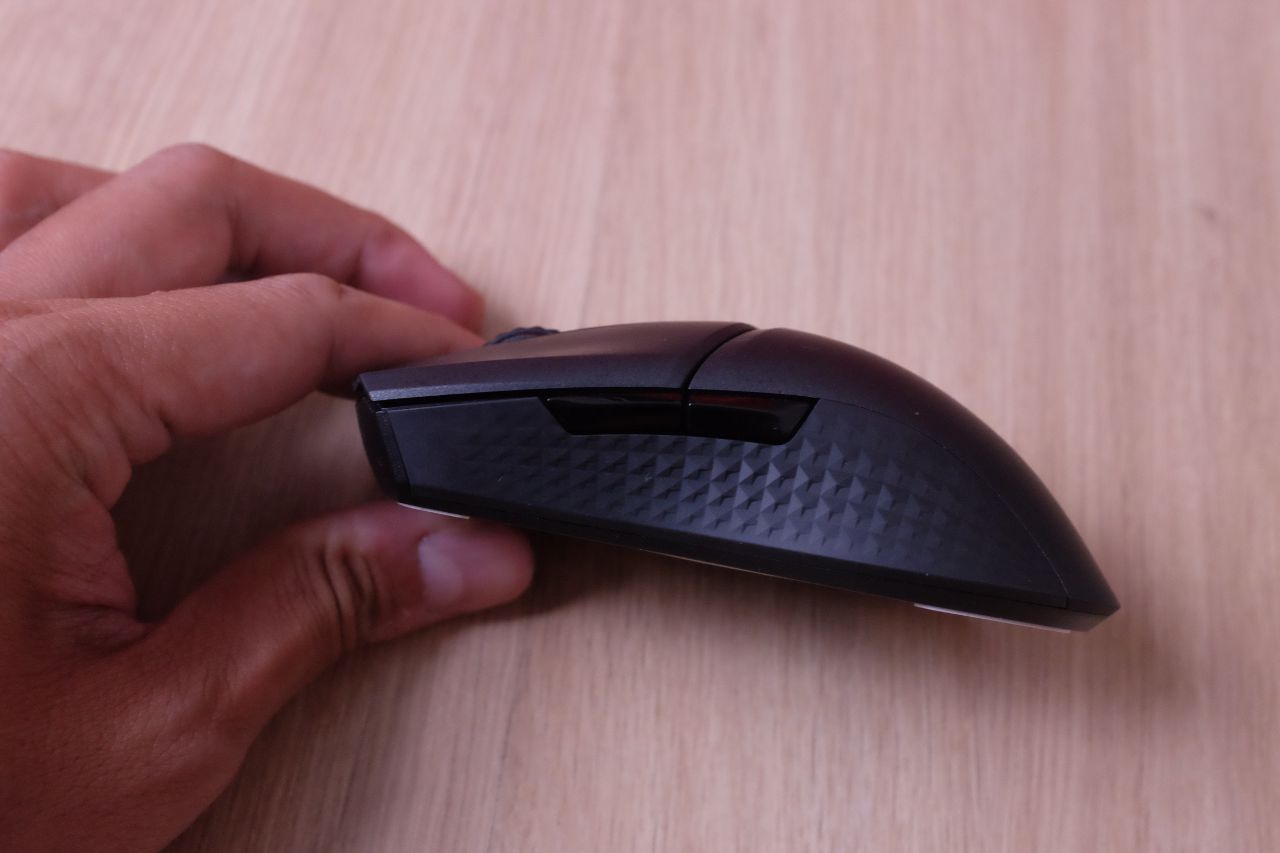 MSI Clutch GM31 Lightweight và MSI Vigor GK50 Elite - Đánh Giá Gaming Gear