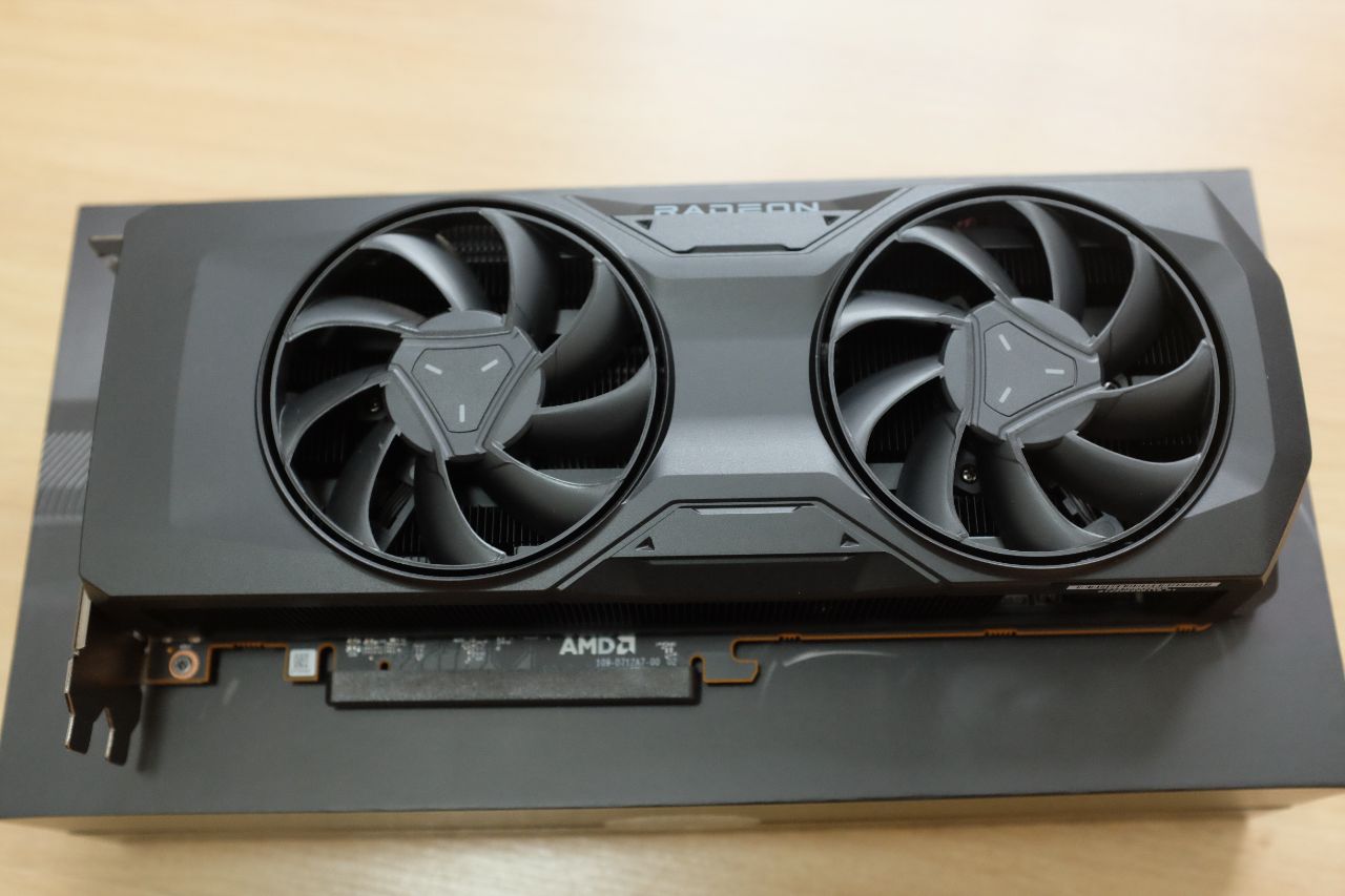 AMD RX 7800 XT - Đánh Giá Gaming Gear