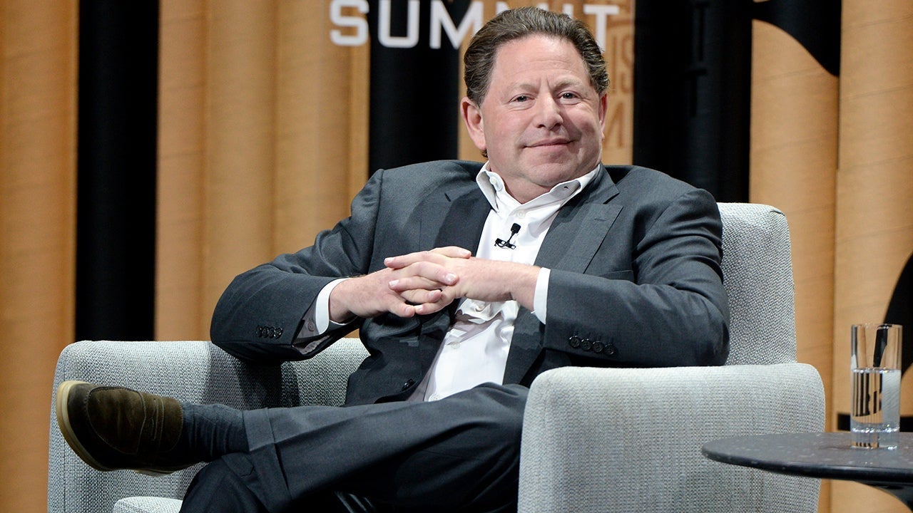 bobby-kotick-se-roi-khoi-activision-blizzard-vao-cuoi-nam-2023-tin-game