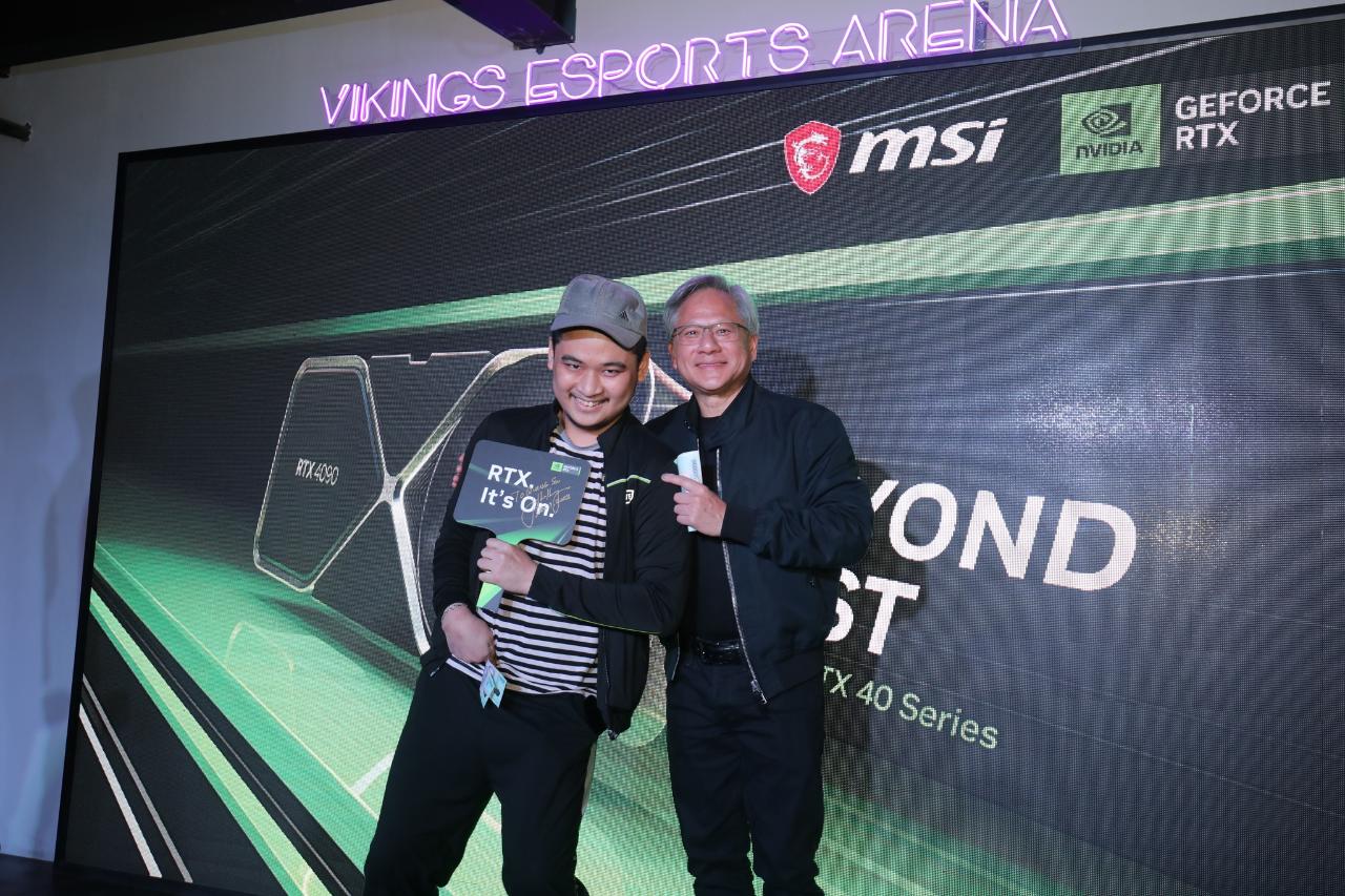 CEO nVidia bất ngờ xuất hiện tại sự kiện GeForce Fans Party - Tin Gaming Gear