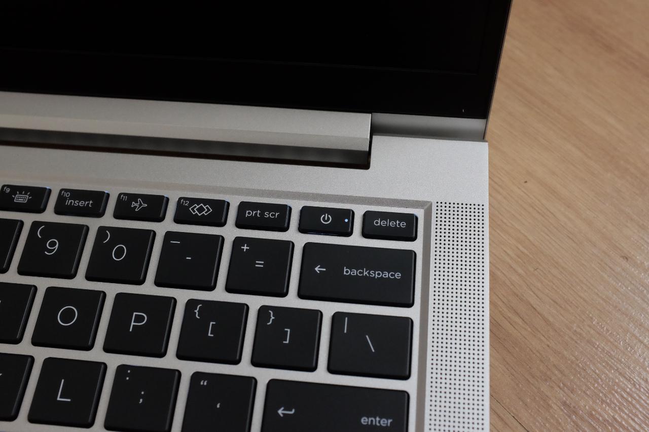 HP EliteBook 630 G9 - Đánh Giá Gadget