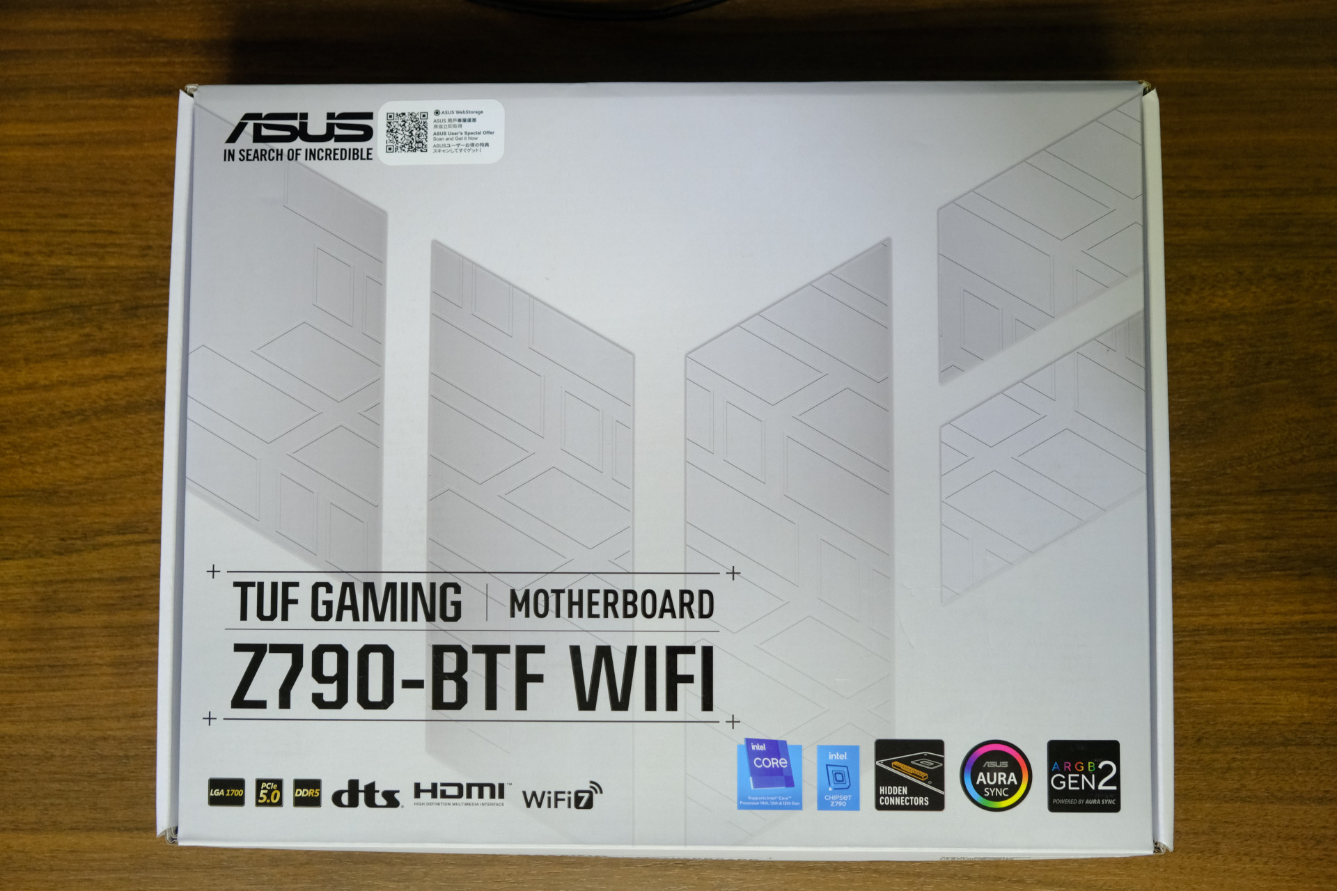 Mặt trước hộp TUF GAMING Z790-BTF WIFI