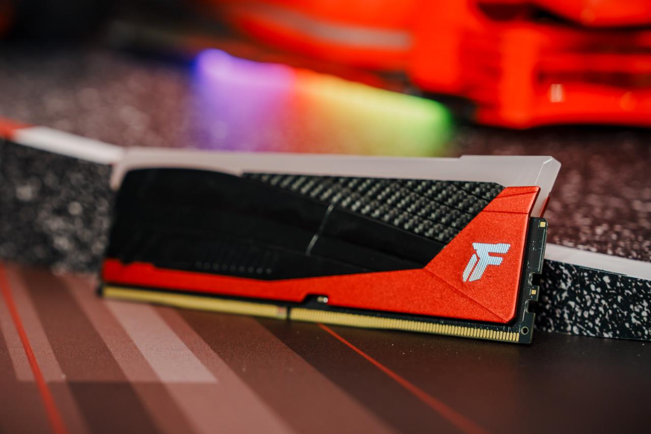 Kingston tham gia vào “Cuộc đua bứt phá mọi giới hạn” cùng bộ nhớ DDR5 lấy cảm hứng từ xe đua, bộ nhớ DDR5 CAMM2 và ứng dụng AI mới - Tin Gaming Gear