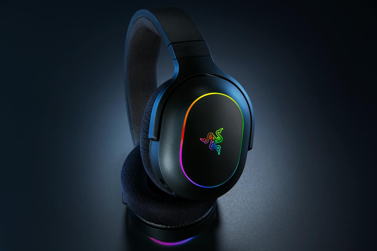 Razer giới thiệu tai nghe không dây Barracuda X Chroma - Tin Gaming Gear
