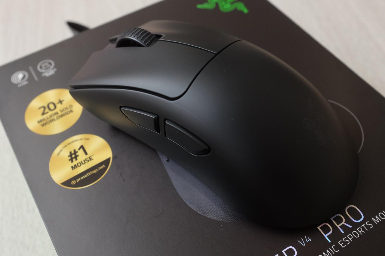 Razer DeathAdder V4 Pro - Đánh Giá Gaming Gear