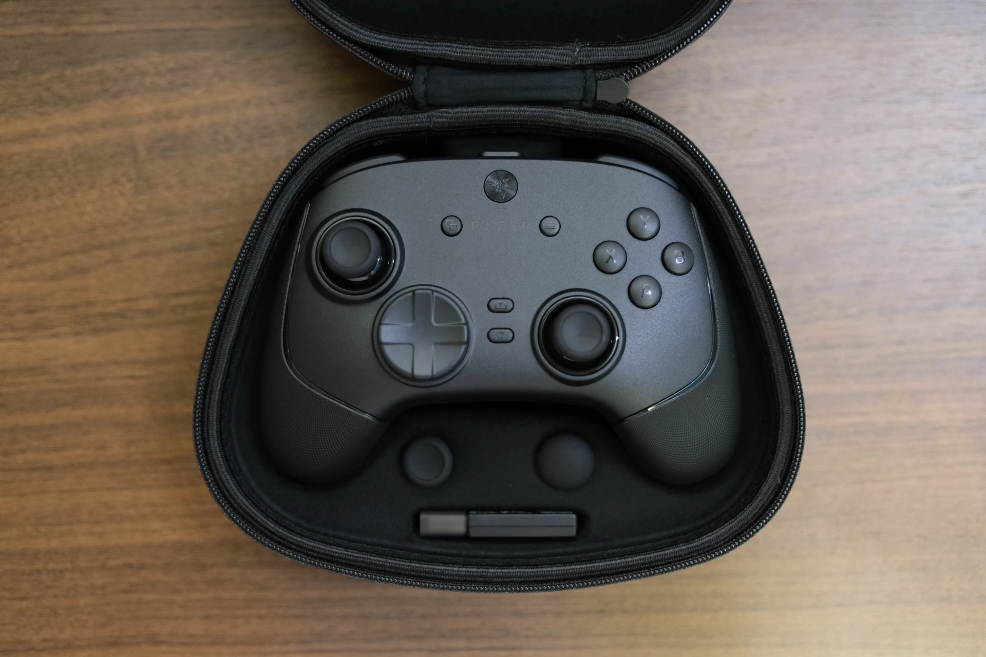 Razer Wolverine V3 Pro